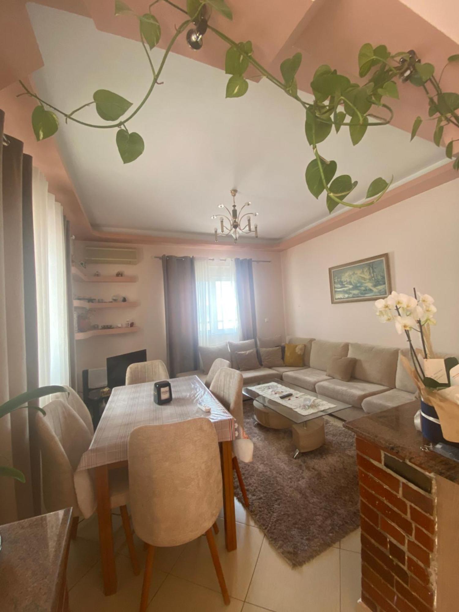 Vila Floban & Mirdar Koshi Sarandë エクステリア 写真