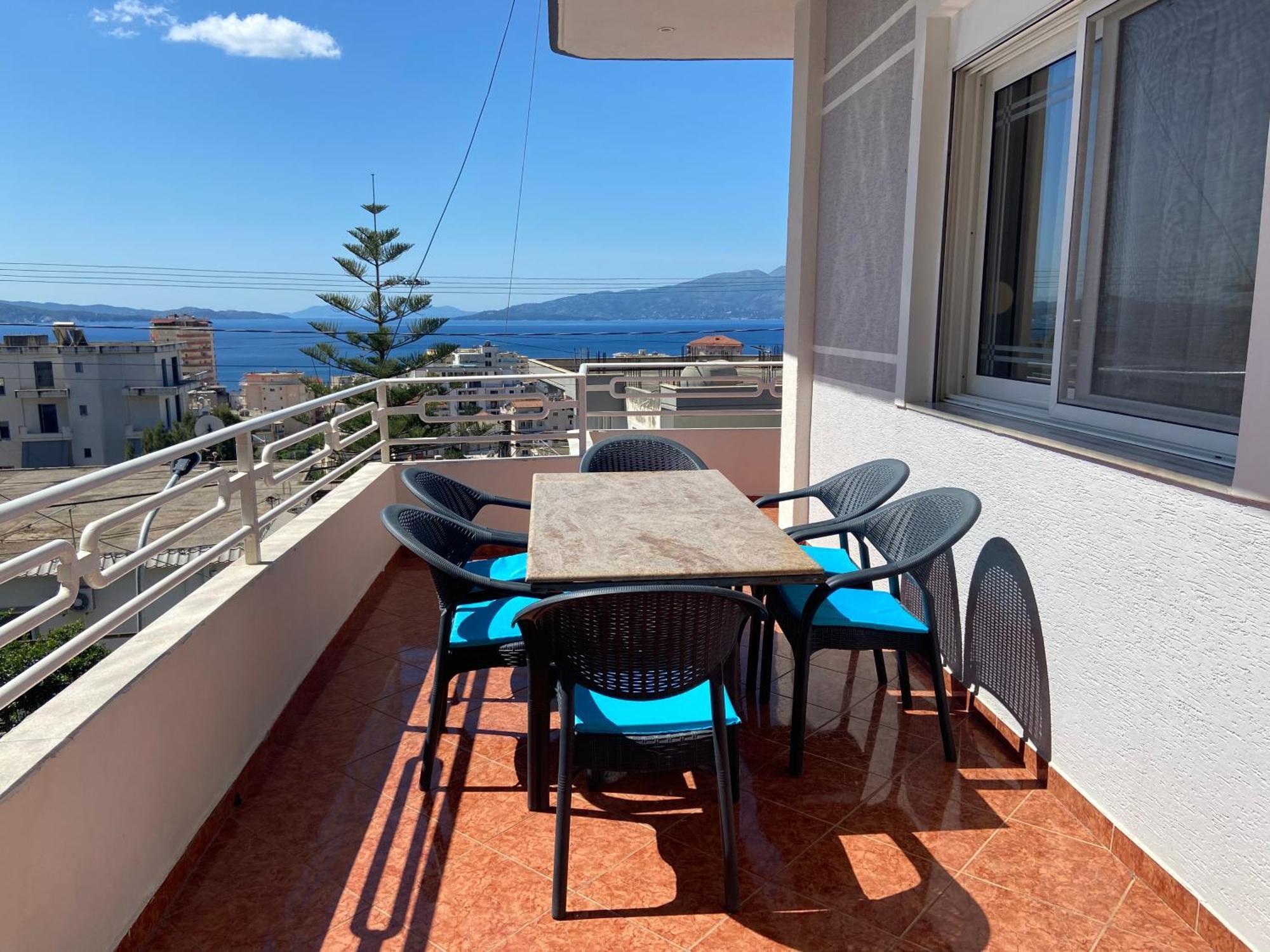 Vila Floban & Mirdar Koshi Sarandë エクステリア 写真